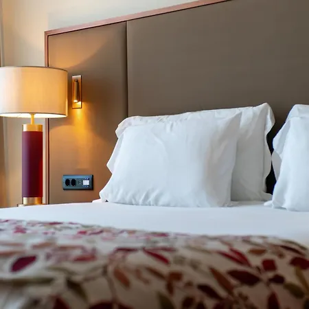 Boeira Garden Hotel Porto Gaia, Curio Collection By Hilton Vila Nova de Gaia Exterior photo